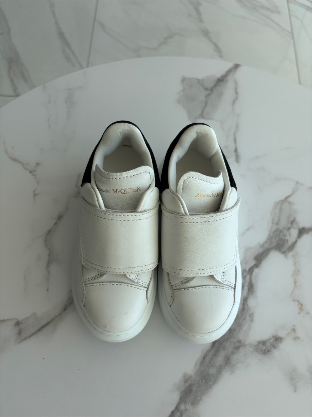 Alexander McQueen White Leather Kids Sneakers with Black Heel